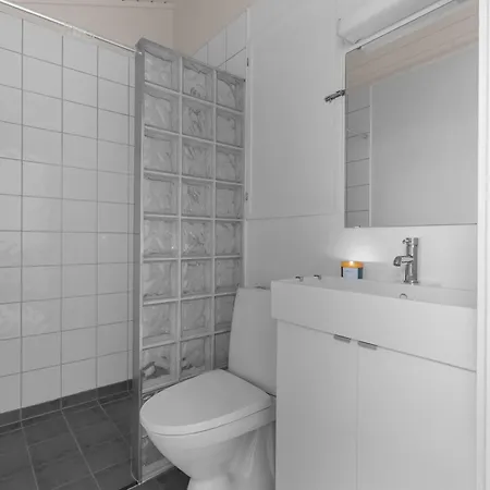 Casa de Férias Northstay - Terrace, Free Parking, Two Bathrooms, Sleeps 8 Tromsø