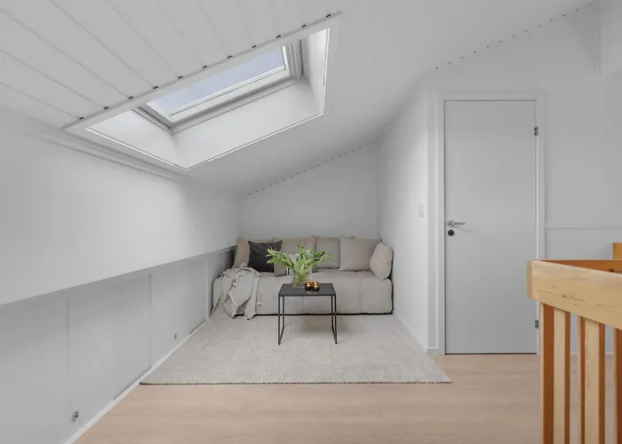 Northstay - Terrace, Free Parking, Two Bathrooms, Sleeps 8 Дом отдыха *