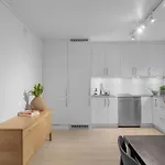 Northstay - Terrace, Free Parking, Two Bathrooms, Sleeps 8 *